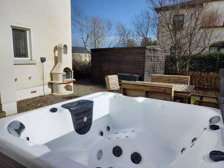 Dovecote Lodge On The 5 Star Lough Erne Resort Ballycassidy Ngoại thất bức ảnh